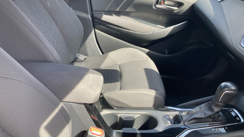 Toyota Corolla 1.8 VVT-i Hybrid Icon 5dr CVT Hybrid Hatchback